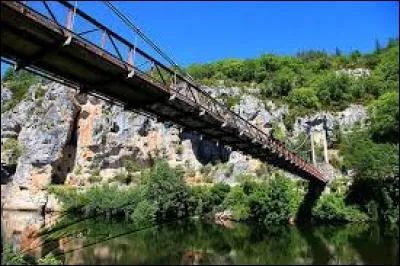 Pour l'Église catholique, à quel diocèse la Dordogne appartient-elle ?