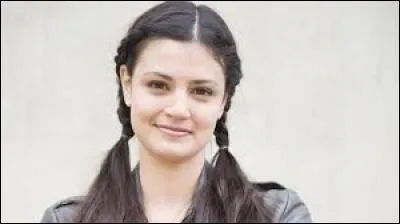 De qui le protagoniste fut-il amoureux, avant la saison 3 ?