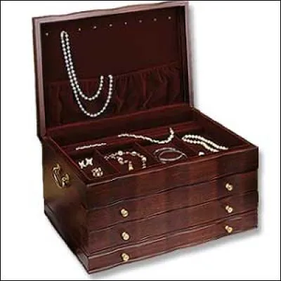 Notre amie a beaucoup vécu en Espagne, pays qui me rappelle de nombreux souvenirs. J'allais en vacances sur l'île de Majorque dont j'ai rapporté quelques perles :