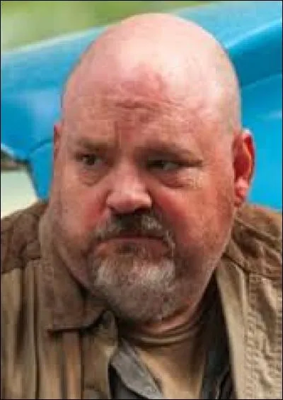 Qui est ce personnage et dites s'il est mort ?