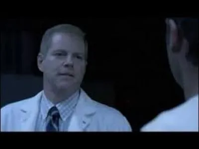 Qui est ce personnage et dites s'il est mort ?