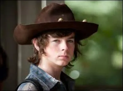 Qui est ce personnage et dites s'il est mort ?