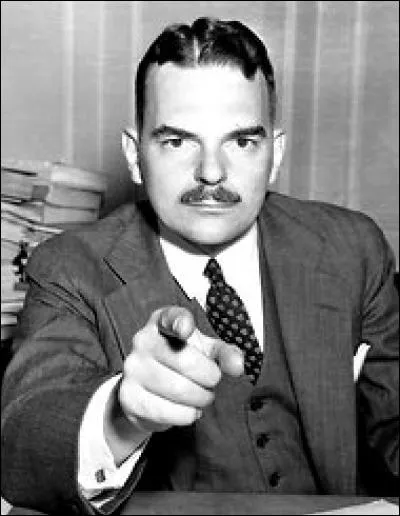 Il est, en 1944 puis en 1948, le candidat du Parti Républicain face à Roosevelt puis face à Truman. Il échoue à deux reprises. De qui s'agit-il ?