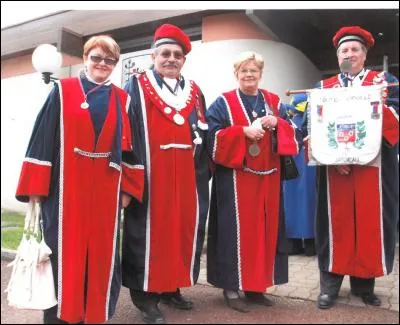 A Jargeau ne manquez pas de déguster une andouille du même nom, quelle est sa particularité ?