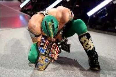 Qui Kalisto a-t-il battu pour remporter le titre des États-Unis ?