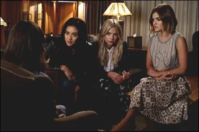 A la fin de l'épisode, quel est le nouveau suspect à propos du meurtre ?