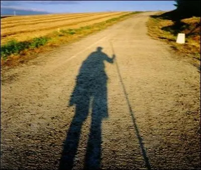 De qui les verbes vivre, travailler, rêver et passer, sont-ils la marque ?