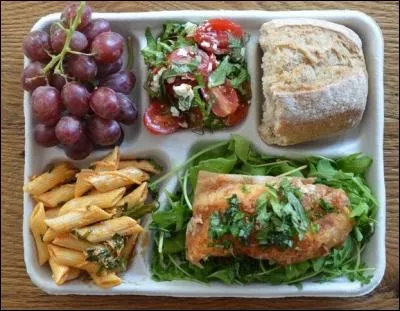 Dans ce plateau, le dessert est représentatif du plus gros producteur européen. Lequel ?