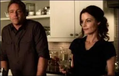 Dans "Pretty Little Liars", comment s'appellent les parents de son personnage ?