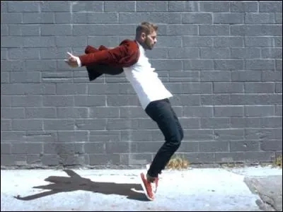 Comment s'appelle sa dernière tournée ?