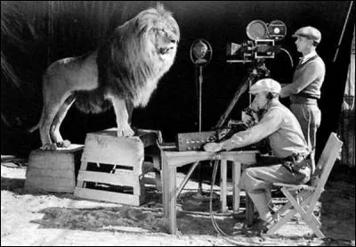En 1929, eut lieu le tournage du plus célèbre générique de l'histoire du cinéma. En effet, le lion qui rugit a hanté la tête de bien des enfants. Pour quelle compagnie cela fut-il enregistré ?