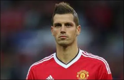 Vrai ou faux ? Lors de son hommage à Cruyff, Morgan Schneiderlin s'est trompé de photo.