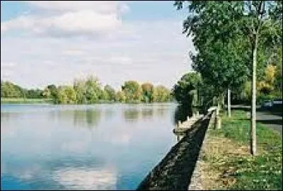 O&ugrave; peut-on trouver le Cher, dans ce d&eacute;partement ?