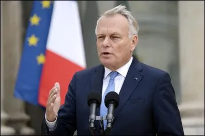 Il a été Premier Ministre de 2012 à 2014. De qui s'agit-il ?