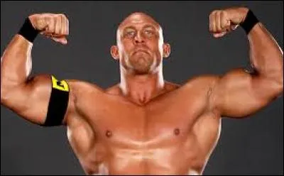 Quel est l'ancien nom de Ryback en tant que membre de la Nexus ?
