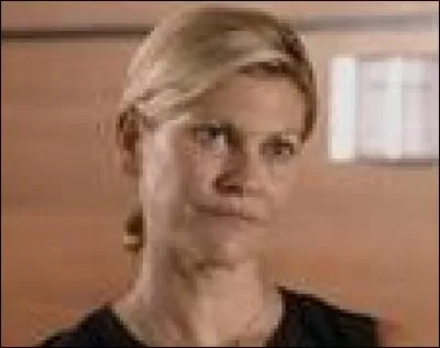 À qui Claire Mougin apporte-t-elle son aide ?