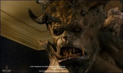 Comment s'appelle l'ogre qui veut à tout prix le grimoire ?