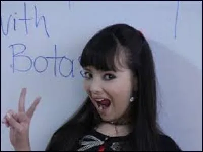 Julieta est la fille de :