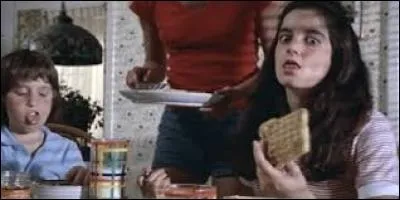 Comment s'appellent le frère et la sur de Carol-Anne ?