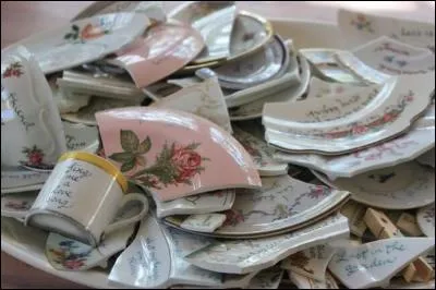 Que doivent faire les Danois de leur vaisselle cassée ?