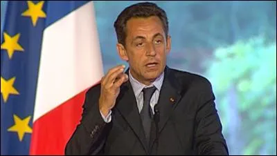 Il a été le candidat de l'UMP à la Présidentielle en 2007. Il l'emporte au second tour. De qui s'agit-il ?