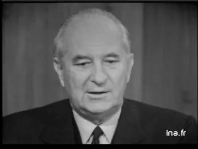 Candidat socialiste à l'élection présidentielle de 1969, il n'obtient que 5% des voix. De qui s'agit-il ?