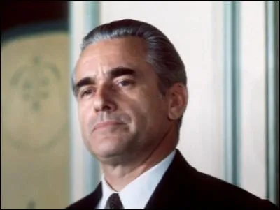 Il est le candidat gaulliste à l'élection présidentielle de 1974. Il obtient 15% et est absent du second tour. De qui s'agit-il ?