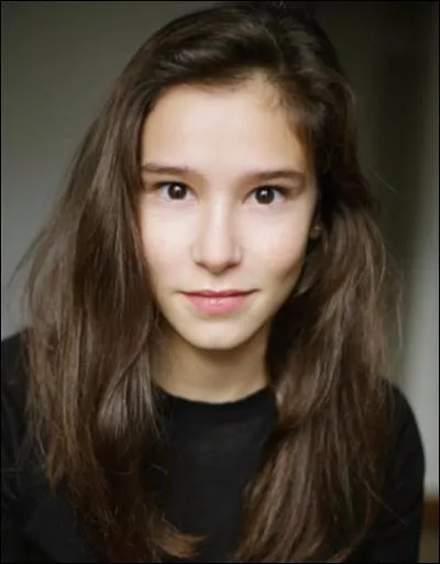 De qui est tombe-t-elle amoureuse dans le 2e épisode ?