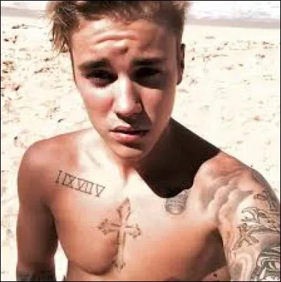 Comment s'appelle sa mère ?