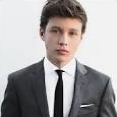 Comment s'appelle cet acteur ?