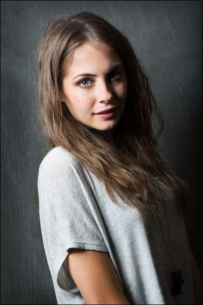 Qui joue Thea Queen dans "Arrow" ?