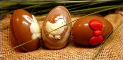 Celui-ci est adorable, regardez ! Aidez-moi à compléter son message...
« Mabjem, tu as tout compris sur le monde, les gens qui nous entourent et leur nature. Tu es ... de mes amis qui est la plus sincère, je t'adore ».