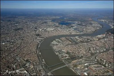 Quelle est cette ville ?