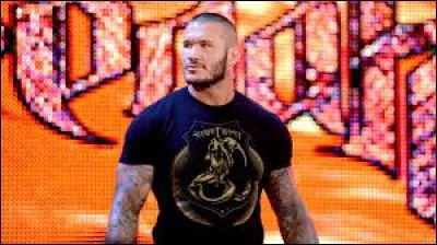 En 2013, était-il avec ou contre The Shield ?