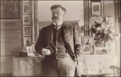 Enfant, je vais à l'école à Wattignies; ensuite, j'étudie au lycée Faidherbe à Lille, puis à Paris au lycée Janson-de-Sailly et à la faculté de droit. Intéressé depuis mon enfance par l'Histoire, je me fais influencer par les romans d'Alexandre Dumas et d'un auteur dramatique et historien (1855-1935) qui écrivit entre autres "La Compagnie de Jéhu", en 1930. Mais pourriez-vous me donner son nom ?