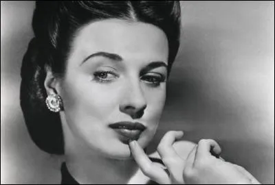 Qui est cette chanteuse et actrice américaine qui est toujours en vie malgré ses 101 ans ?