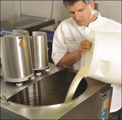 À combien de degrés le lait est-il chauffé lors de la pasteurisation ?