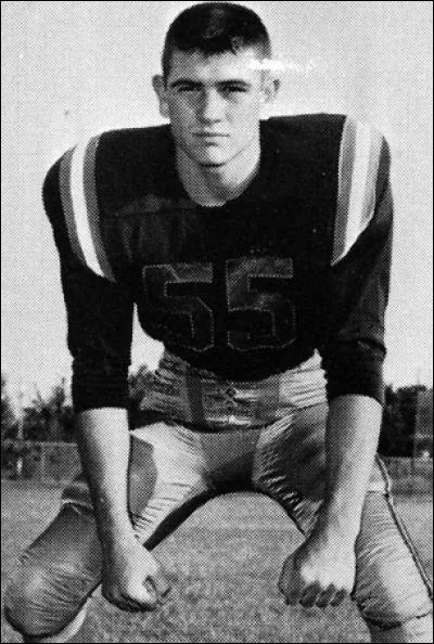 Un acteur qui n'arrête pas de faire des "come back" dans le business. Il est aussi un réalisateur d'une grande finesse, à mon sens. Qui est-ce ?