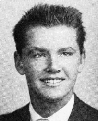 Il y a quelque chose dans le sourcil qui n'a pas trop changé, n'est-ce pas ?