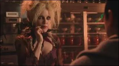 Quel est le métier de la sorcière aveugle ?