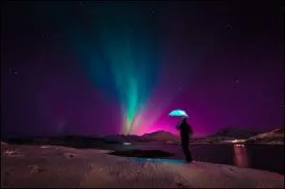 ..., je passe lundi aux aurores.