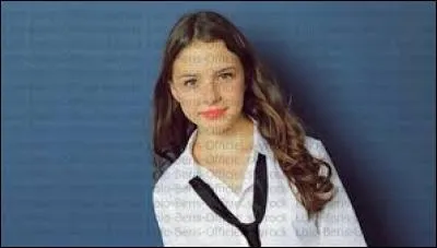 Cette demoiselle est :