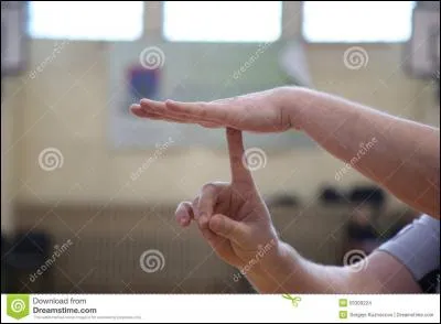 Combien de temps morts une &eacute;quipe peut-elle utiliser lors des deux derni&egrave;res minutes de la seconde p&eacute;riode ?