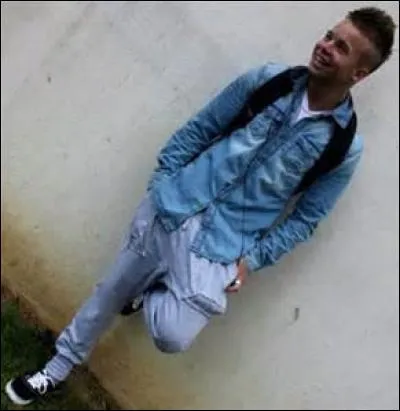 Qui chante "Reste avec moi" ?