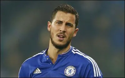 Quel est le salaire annuel de ce joueur ?