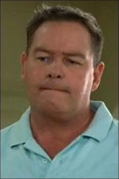 Comment s'appelle ce garçon ?