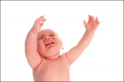 À la naissance, les bébés n'ont pas de rotules mais quand en développent-ils donc ?