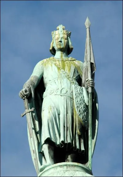 Où se trouve cette statue de Philippe-Auguste ?