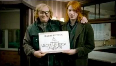 Dans la vraie vie, les acteurs qui interprètent Alastor Maugrey et Bill Weasley ont un lien de parenté, Lequel ?