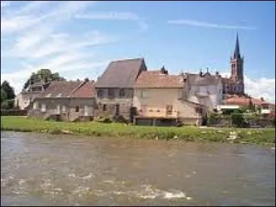 Commune bourguignonne membre du Parc Naturel Régional du Morvan, Étang-sur-Arroux se situe dans le département ...